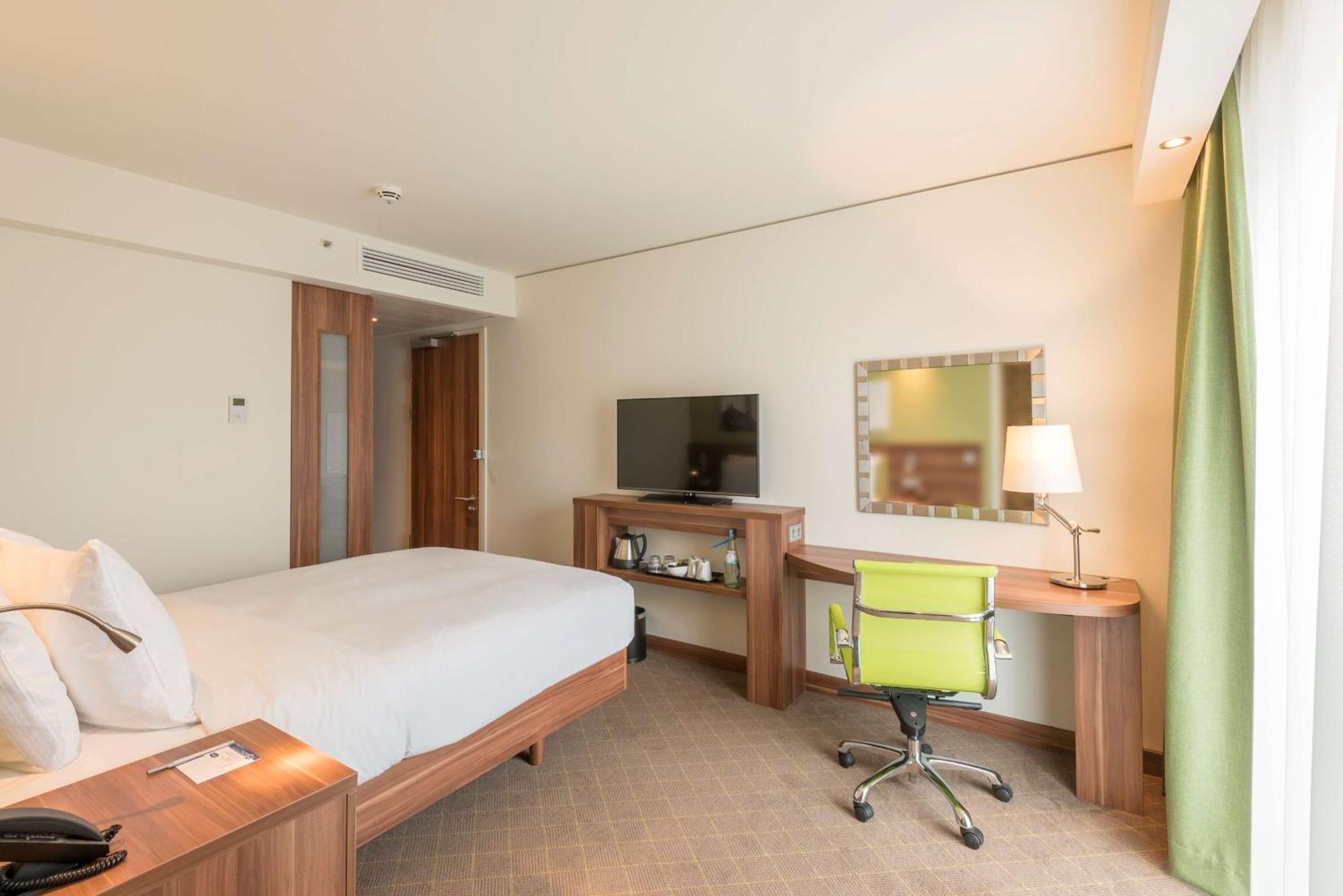 Hampton By Hilton Hamburg City Centre Exterior foto